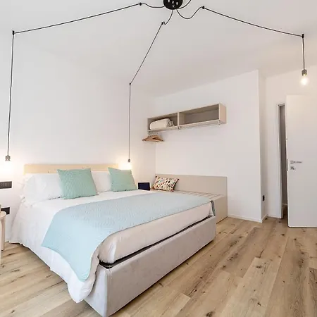 Apartment Centre - Battaglione 10 *