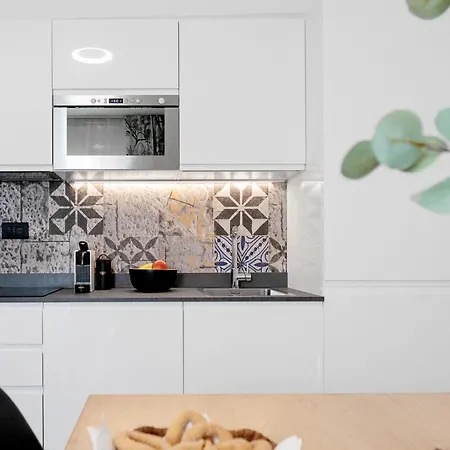 Centre - Battaglione 10 Apartment *