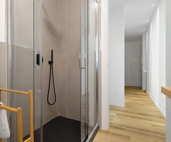 Apartment Centre - Battaglione 10 *